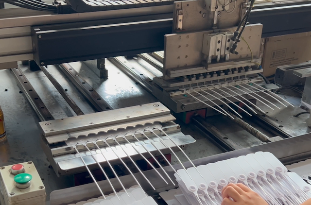 assemble machine-two stations-3